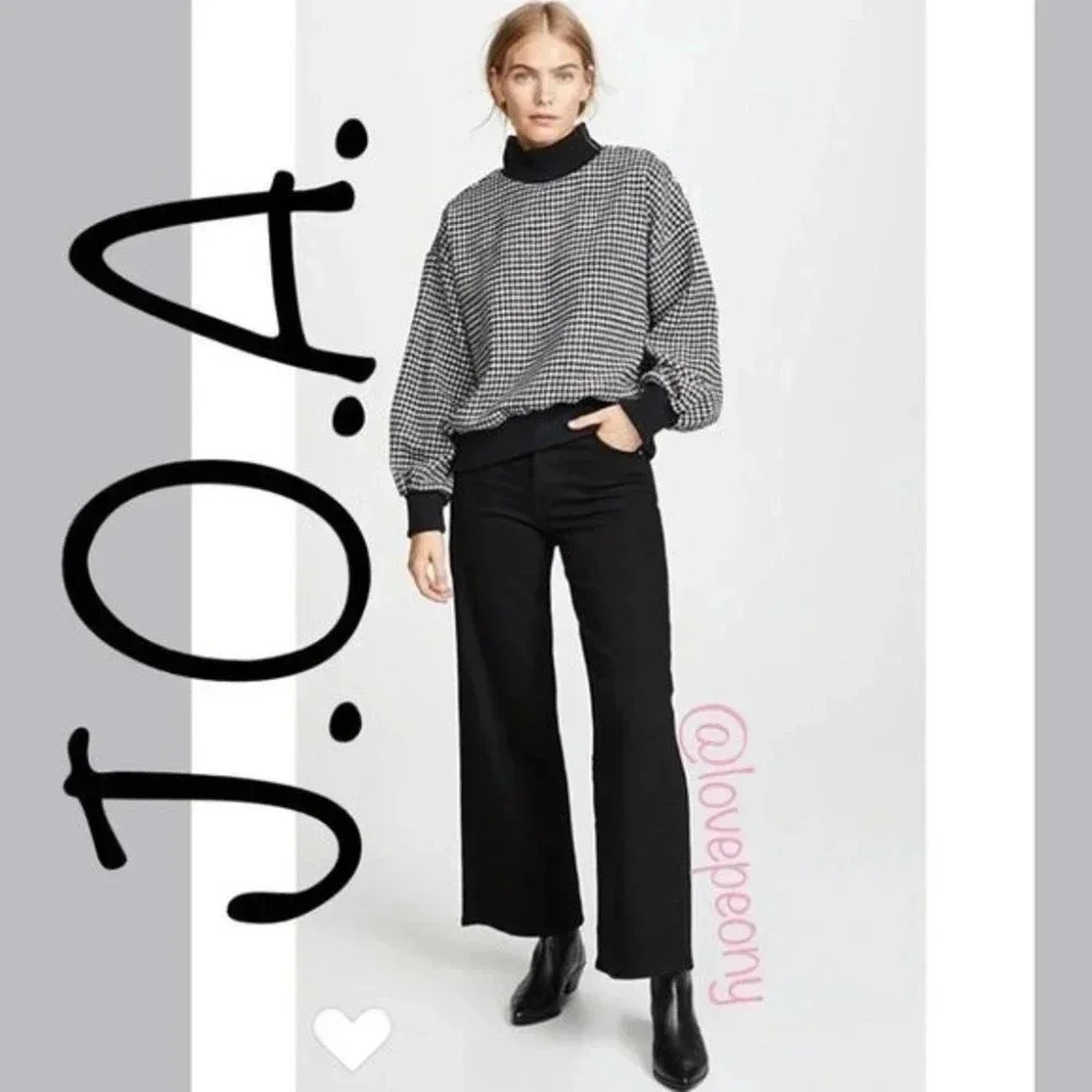 NWT J.O.A. Houndstooth Mock Neck Sweater Size L